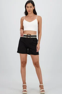 Short mini liso detalle cinturón