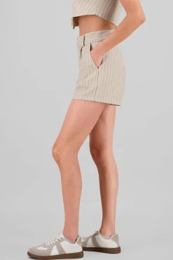 Short rayas detalle pinzas bolsillos