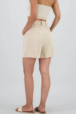 SHORTS AMPLIOS RAYAS