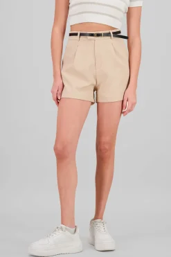 Shorts con pinza y cinturon hypsters