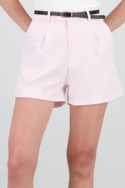 Shorts con pinza y cinturon hypsters