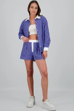 Shorts de rayas tipo boxers con contraste