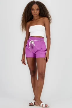 Shorts Detalle Jaretas