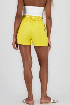 Shorts Detalle Jaretas