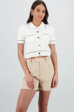 Sueter cuello camisero detalle linea