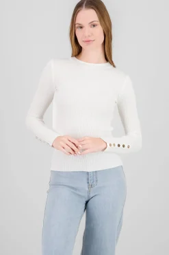 Sueter liso con botones