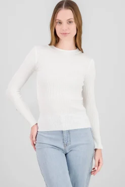 Sueter liso con botones