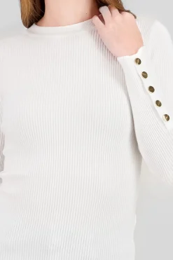 Sueter liso con botones