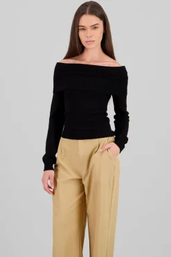 Sueter off shoulder tejido