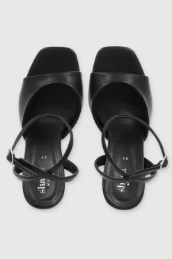 Tacón acampanado tira peep toe