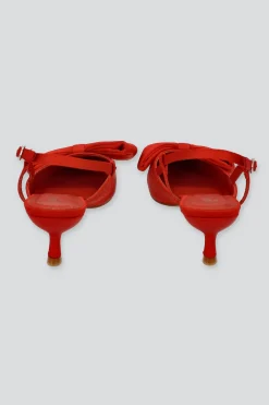 Tacón moño slingback