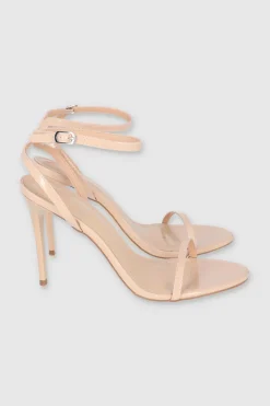 Tacón sencillo tiras delgadas charol