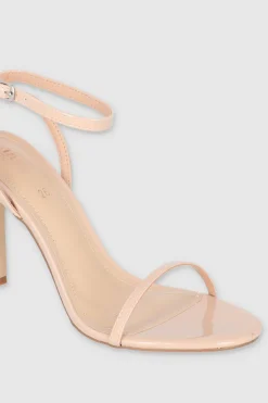 Tacón sencillo tiras delgadas charol