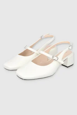 Tacon bajo maryjane slingback