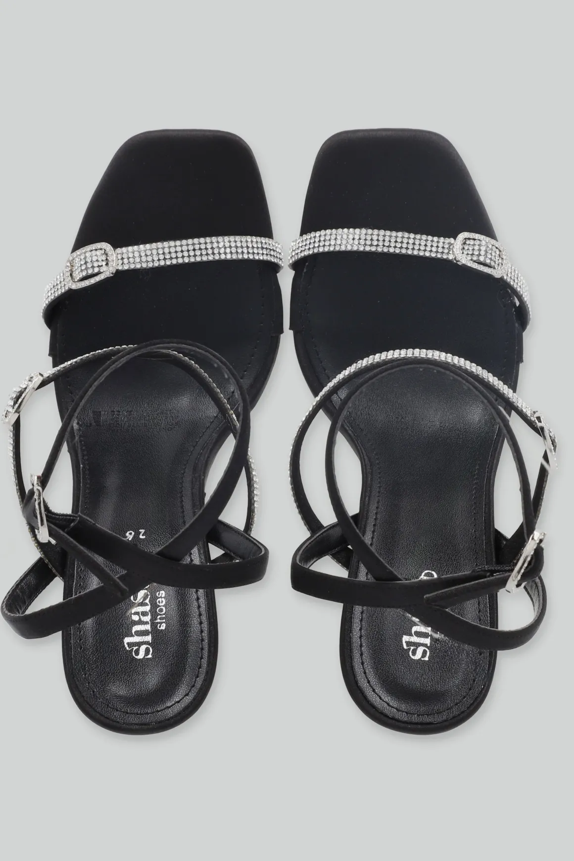 Tacon tiras brillos hebillas