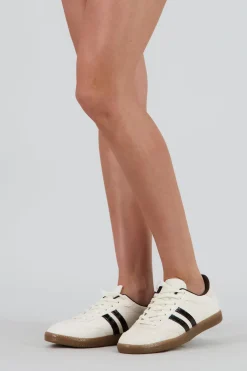 Tenis casual croco dos lineas