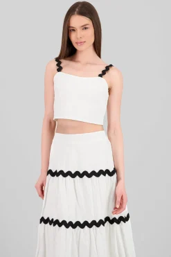 Top corto textura contraste