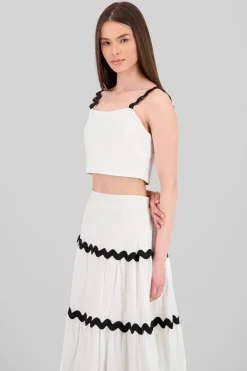 Top corto textura contraste