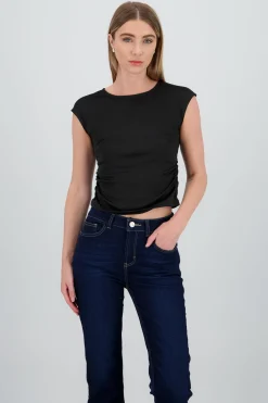 Top cuello alto sin mangas de rib