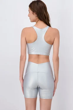 Top deportivo metálico