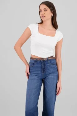 Top liso escote cuadrado manga corta