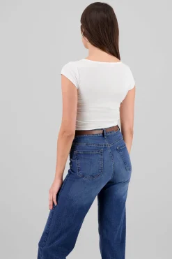 Top liso escote cuadrado manga corta