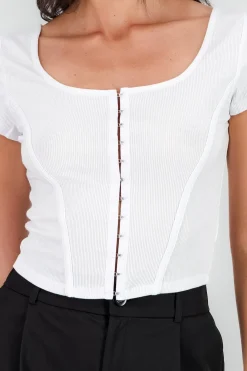 Top manga corta con ganchos