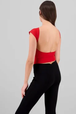 Top manga corta escote espalda