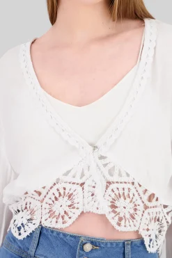 Top manga larga con crochet