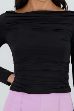 Top manga larga detalle pinzas licra tacto suave