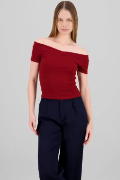 Top off shoulder manga corta