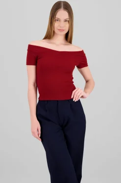 Top off shoulder manga corta