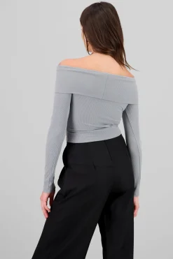 Top off shoulder manga larga rib