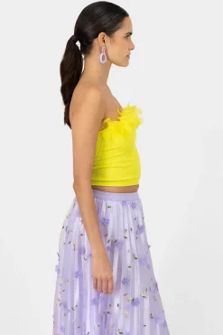 Top seamless con detalle de flores