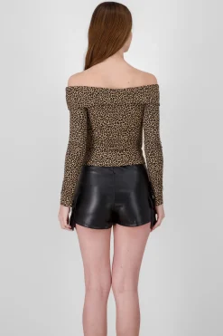 Top sin hombros animal print