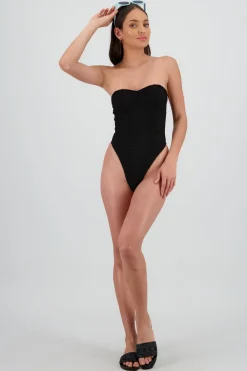 Traje de baño textura strapless