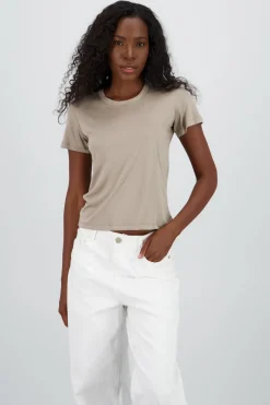 T-shirt manga corta cuello redondo