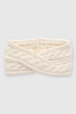 Valerina tejida trenzas cruzadas