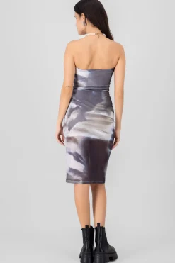 Vestido bodycon liso co textura