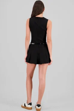 Vestido corto escote v con cinturon