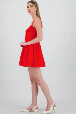 Vestido detalle de encaje corto