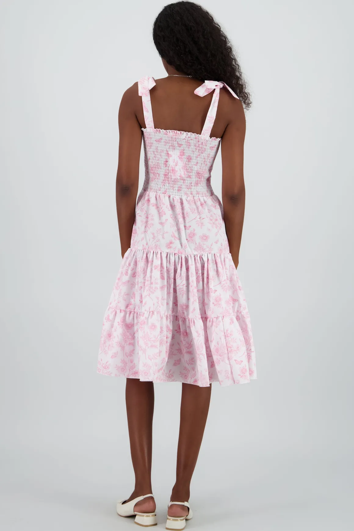 Vestido estampado flores olanes