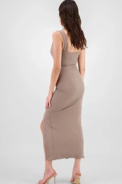 Vestido Maxi Acanalado Abertura