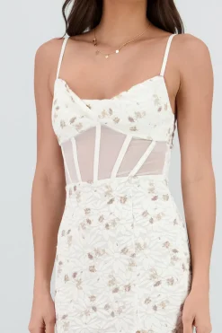 Vestido maxi de encaje con flores y varillas