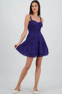 Vestido mini eyelet tirantes