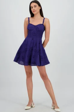 Vestido mini eyelet tirantes