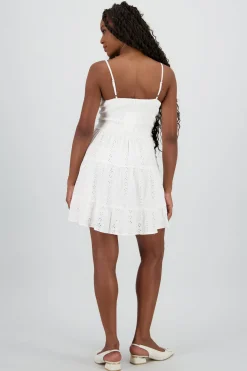 Vestido mini textura bordado detalle nudo